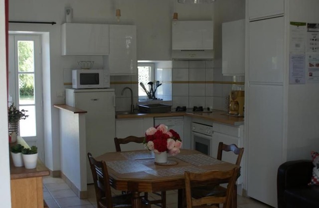 Gite Cherrueix, 2 bedrooms, 4 persons