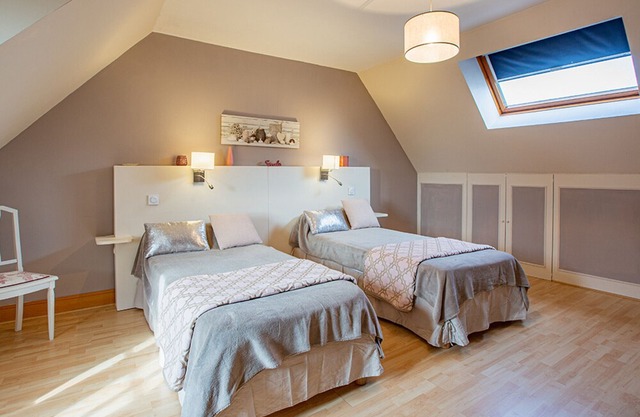 Gite Chouzy-sur-Cisse, 4 bedrooms, 8 persons