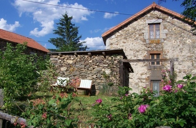 Gite Lorcières, 2 bedrooms, 4 persons