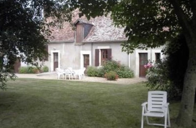 Gite Mareil-sur-Loir, 4 bedrooms, 12 persons