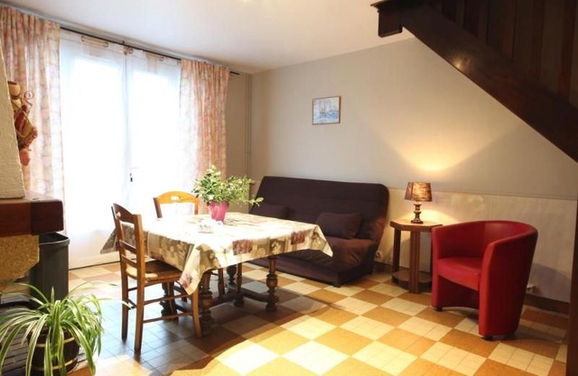 Gite Pissy-Pôville, 3 bedrooms, 5 persons