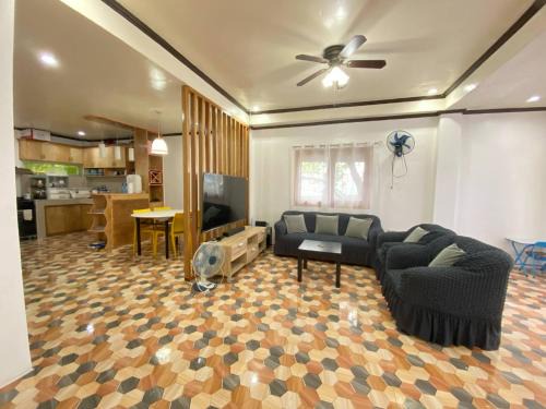 GL Siargao Fam Home w/Starlink