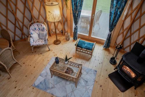 Glamping Niebiańska Osada Jurty Dolnośląskie & SPA