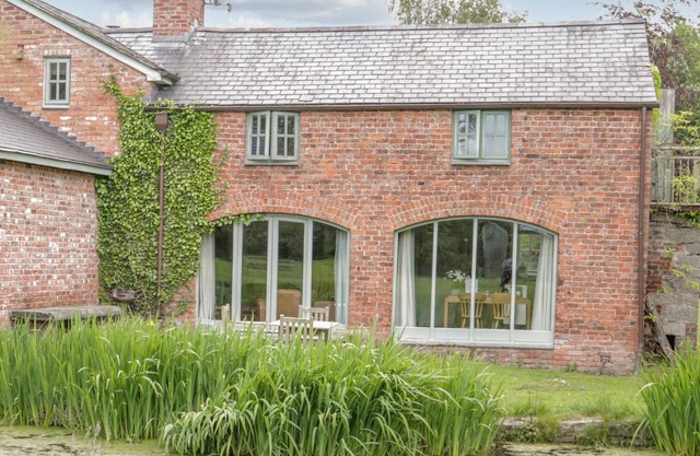 Glan Clwyd Isa - The Coach House