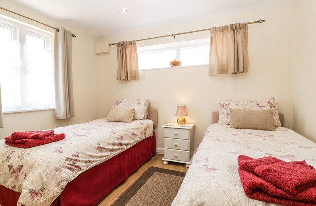 Glebe Lodge, WESTBURY-SUB-MENDIP