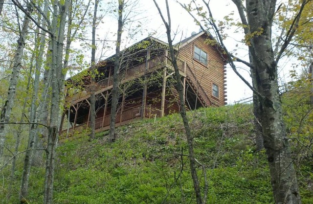 Glens of Antrim Mountain Cabin