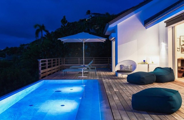 Glorious 3 BDRM Villa w Breathtaking Views