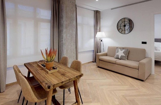 Goerlich Suites Valencia Superior Apartment 102