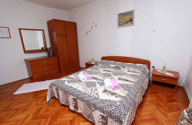 GOGA Studio with Balcony 2