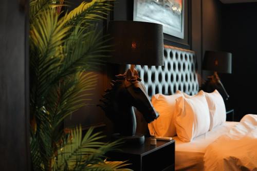 Gold Crest Mall Luxury Apartments by NestNow in DHA Phase 4 Lahore