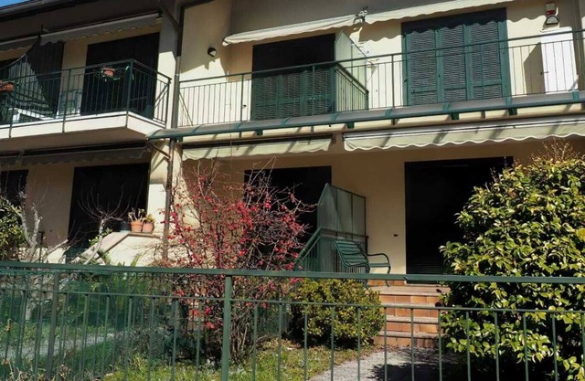Golden Lake house for 8 people