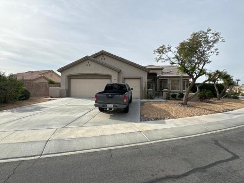 Golf Community Desert Getaway 3 Bedrooms 2 Bath