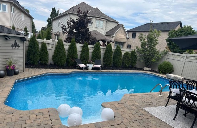 Golf Course & Country Club in a highly desirable neighbourhood