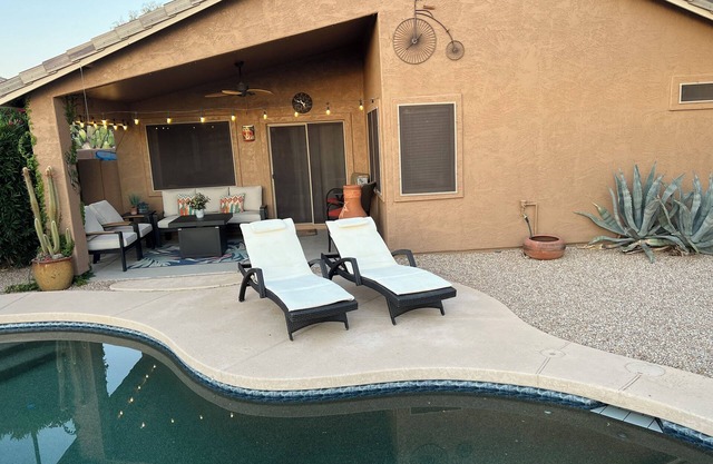 Golfer's Paradise!-On Johnson Ranch Golf Course with pool!