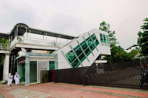 Good Choice and Elegant 2BR Apartment Capitol Park Residence By Travelio