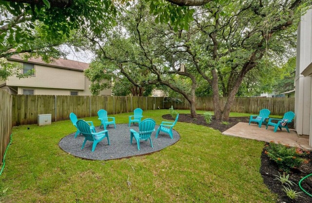 'Good Vibes Roll' Pet-friendly! Near Domain!