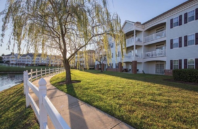 Gorgeous 4 bedroom sleeps 16 Governors Green Williamsburg