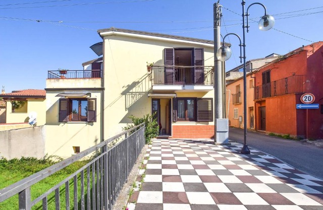 Gorgeous Apartment In Ricadi With Wifi