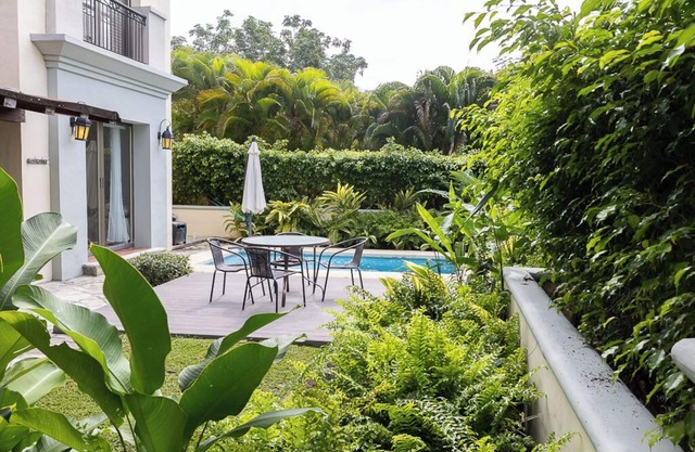Gorgeous Aprt 3 Bdr + 3.5 bthr /Private pool terrace 🏖️ Near the beach 🌊