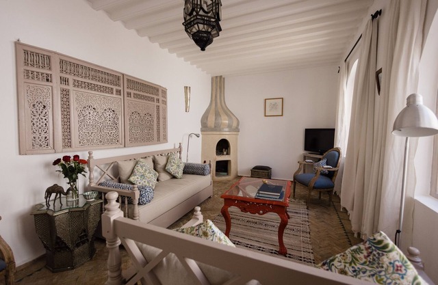 Gorgeous generous and light-filled riad in prime location. Sleeps six.
