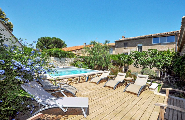 Gorgeous home in Thézan-des-Corbières