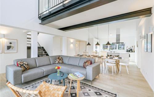 Gorgeous Home In Lembruchdümmer See