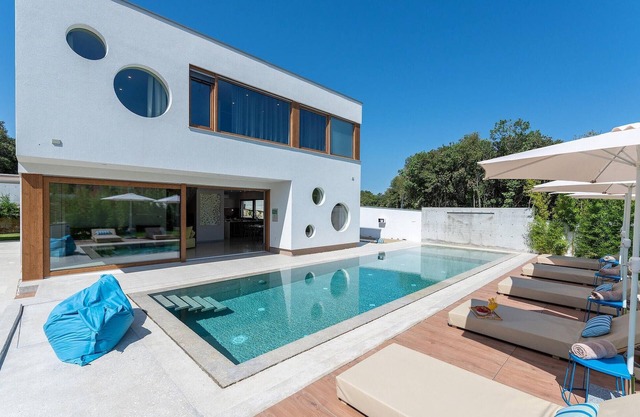 Gorgeous home in Pula