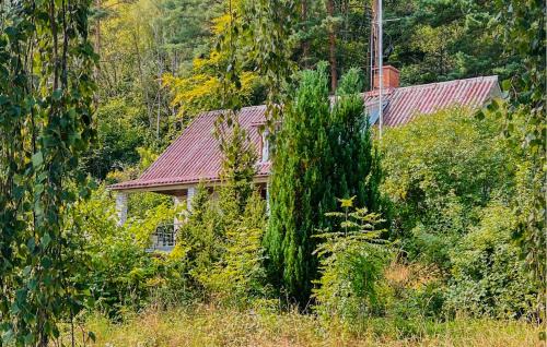 Gorgeous Home In Väversunda With House Sea View