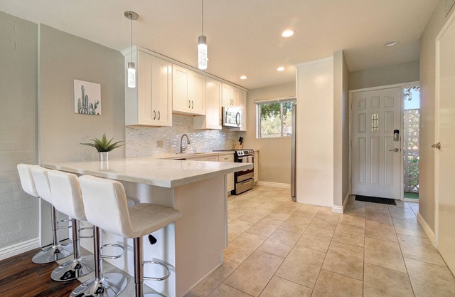 Gorgeous Old Town Scottsdale Townhouse by Fashion Square