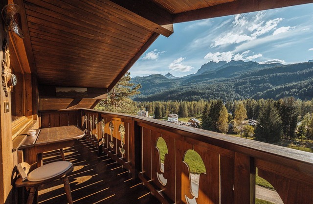 Gorgeous penthouse with mountain view
