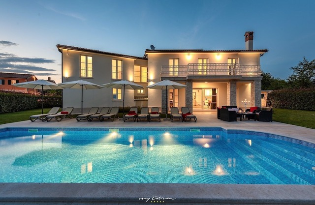 Gorgeous villa with private pool near Porec
