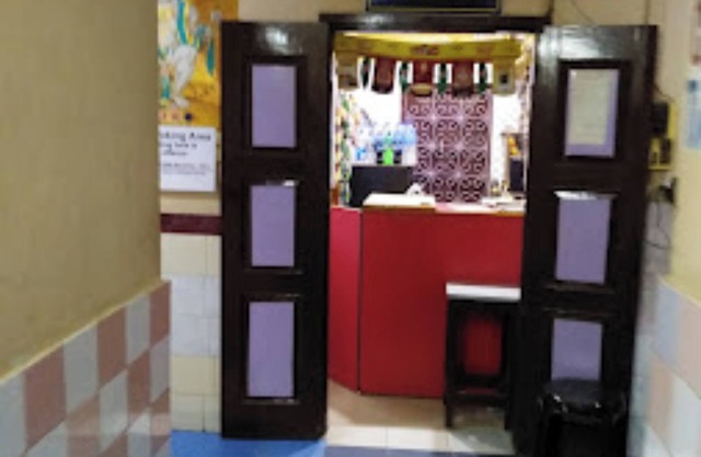 Goroomgo Central Guest House Agartala