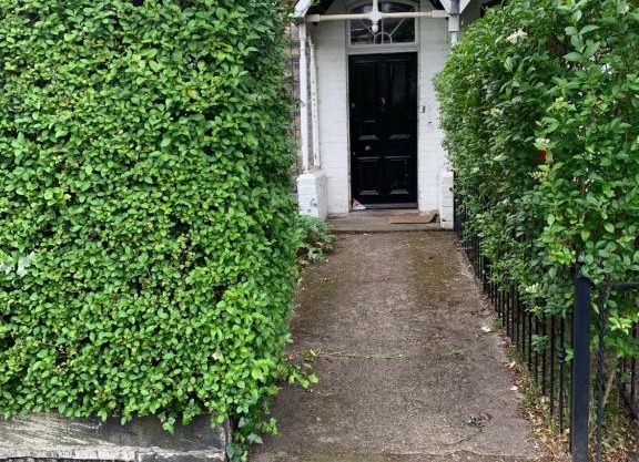 Gosforth town centre spacious 7 bedroom house share