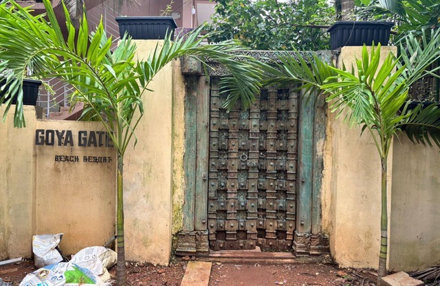Goya Gate Beach Resort