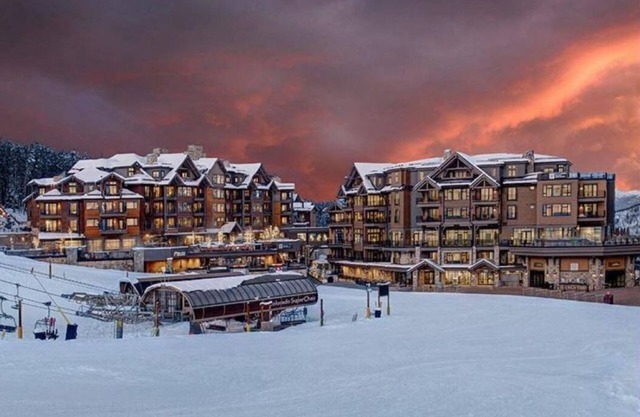 Grand Colorado Peak 8 [Ski-in/Ski Out] 1BR- Sleeps 4 - Luxury Resort & Spa