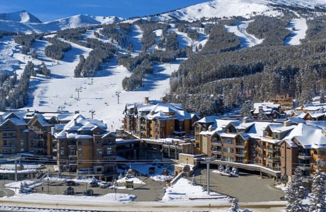Grand Colorado ski-in/out 1 BD slopeside luxury resort at the base of Peak 8
