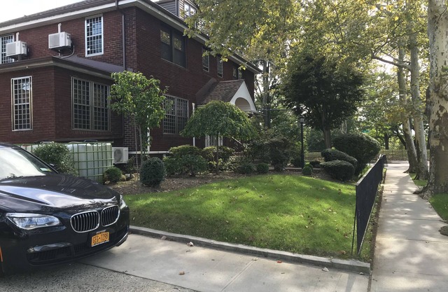 Grand Home On Kissena Park in Flushing NYC