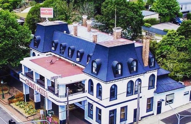 Grand Hotel Healesville