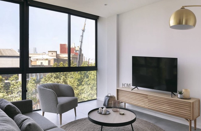 Grand Oasis | Bright 2 Bedroom in Poble Nou