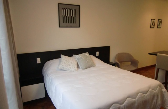 Grand Suite - Decorated Studio at Copan Building