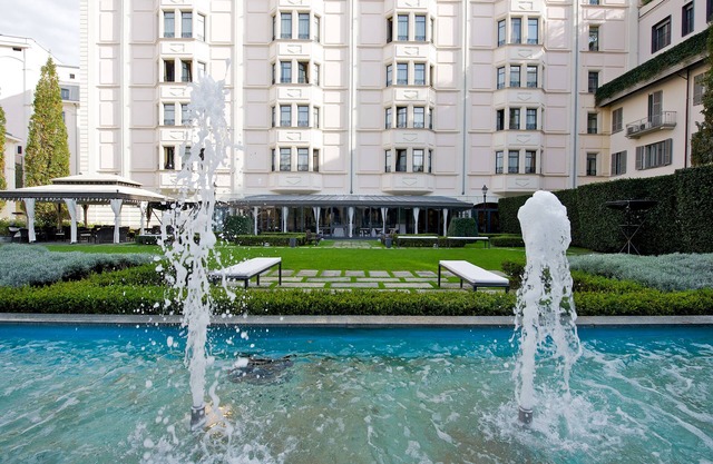Grand Visconti Palace