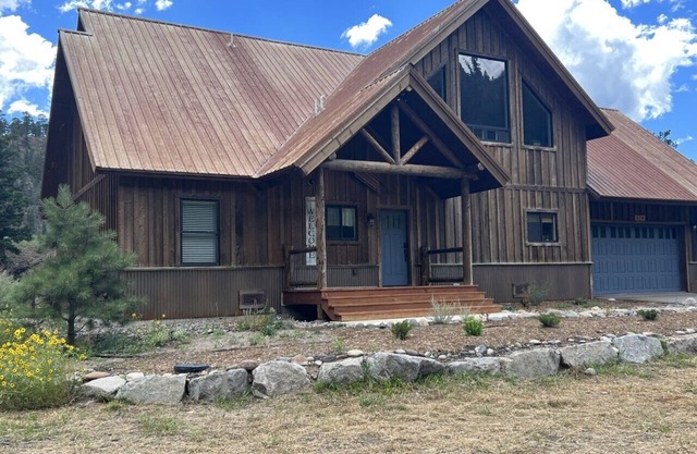 Grande Bluff- River Front Mountain Home
