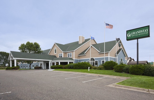 GrandStay Hotel & Suites - Stillwater