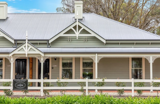 Grandview Accommodation - The Flaxley Apartments