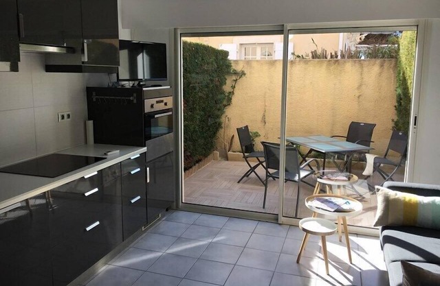 GRAU D'AGDE House sleeps 4