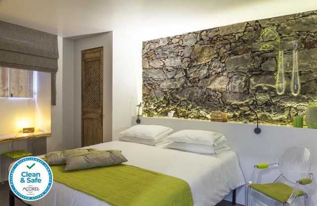 Graviana- Pedra Lima Charminh House with garden and direct access to the sea