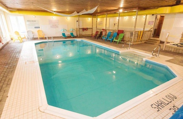 Resorts Mccreary Beach Resort Perth 