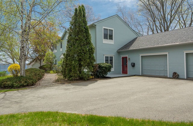Great home with water view - one house from harbor - washer/dryer & dog-friendly
