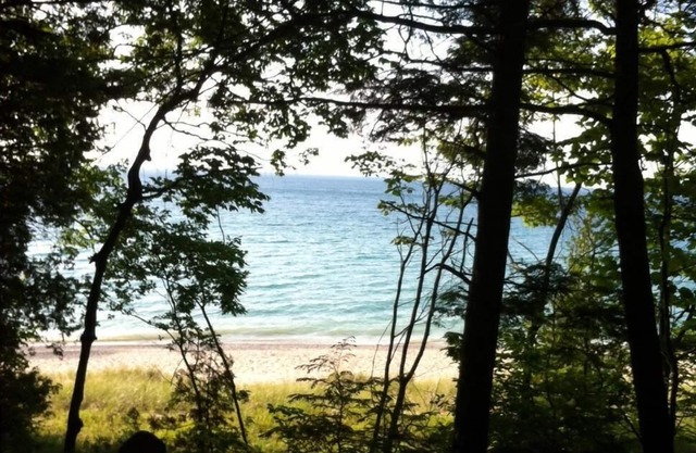 Great location! Walkable & lovely sunsets! Walk everywhere.