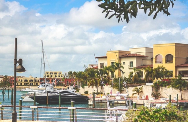 Great Marina and Beach Apartment - Cap Cana, sleeping 7